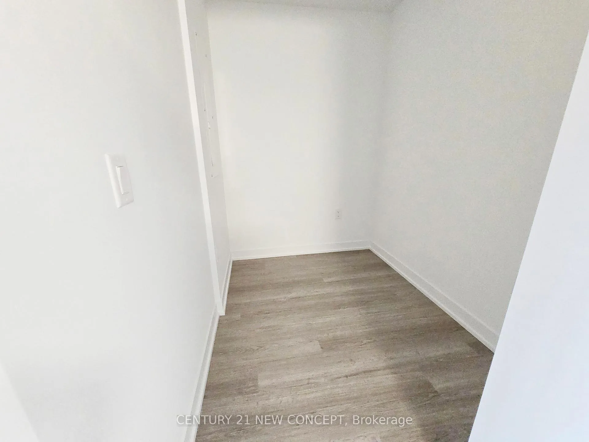 Photo 11 of Unit 510, 151 David Salomon Drive, Toronto, Flemingdon Park — HOMEH
