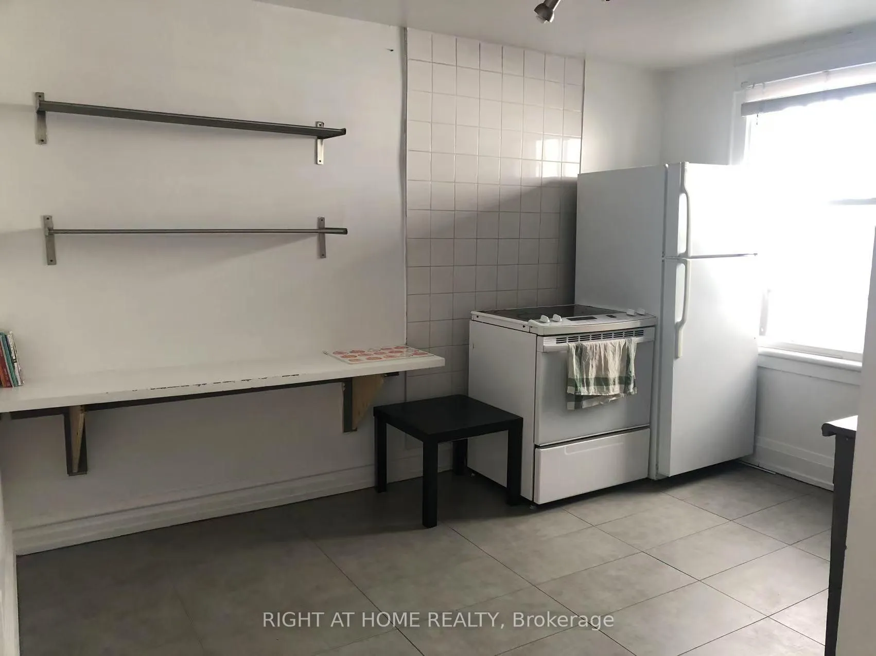Photo 6 of Unit 409, 409B Preston Street, Ottawa, West Centre Town — HOMEH