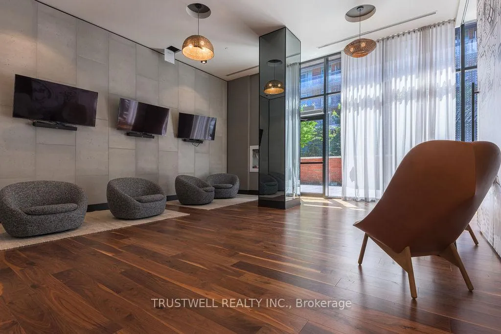Photo 16 of Unit 407, 38 Simcoe Promenade, Markham, Unionville — HOMEH