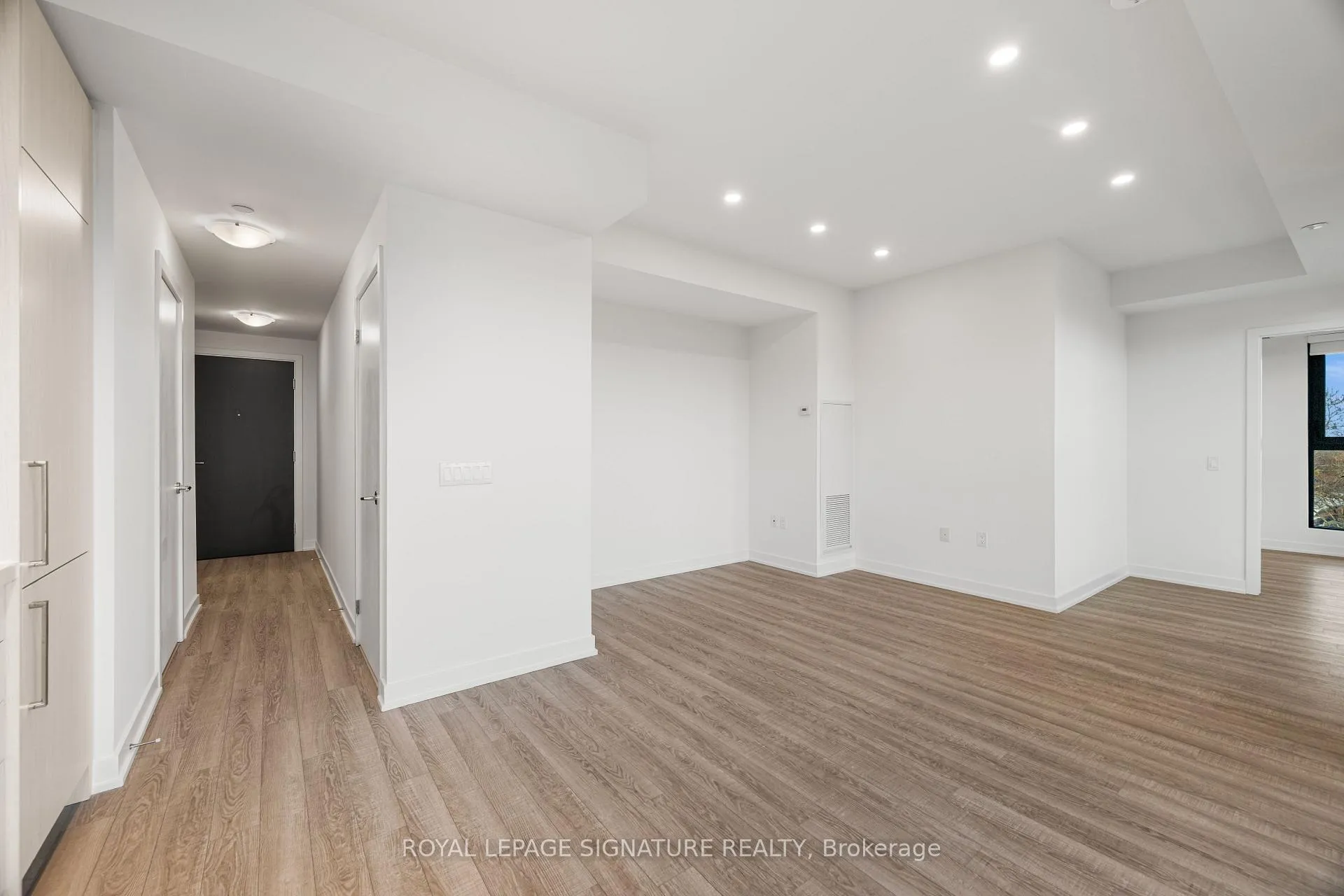 Photo 10 of Unit 609, 250 Lawrence Avenue W, Toronto, Lawrence Park North — HOMEH
