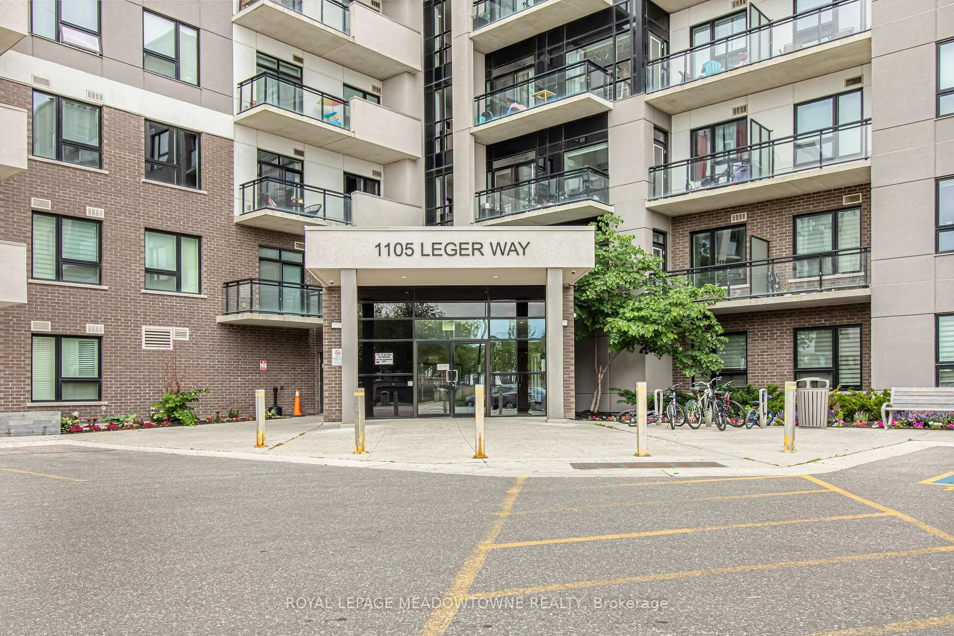 Photo 2 of Unit 325, 1105 Leger Way, Milton, Ford — HOMEH