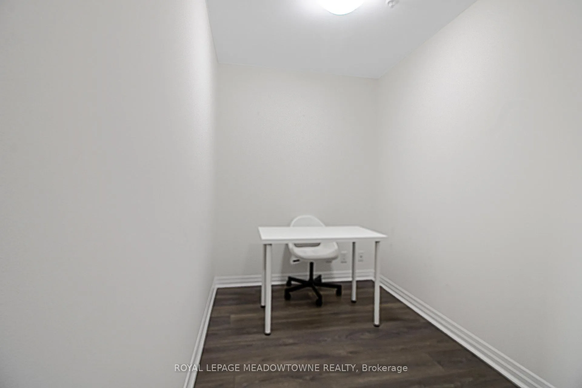 Photo 10 of Unit 325, 1105 Leger Way, Milton, Ford — HOMEH
