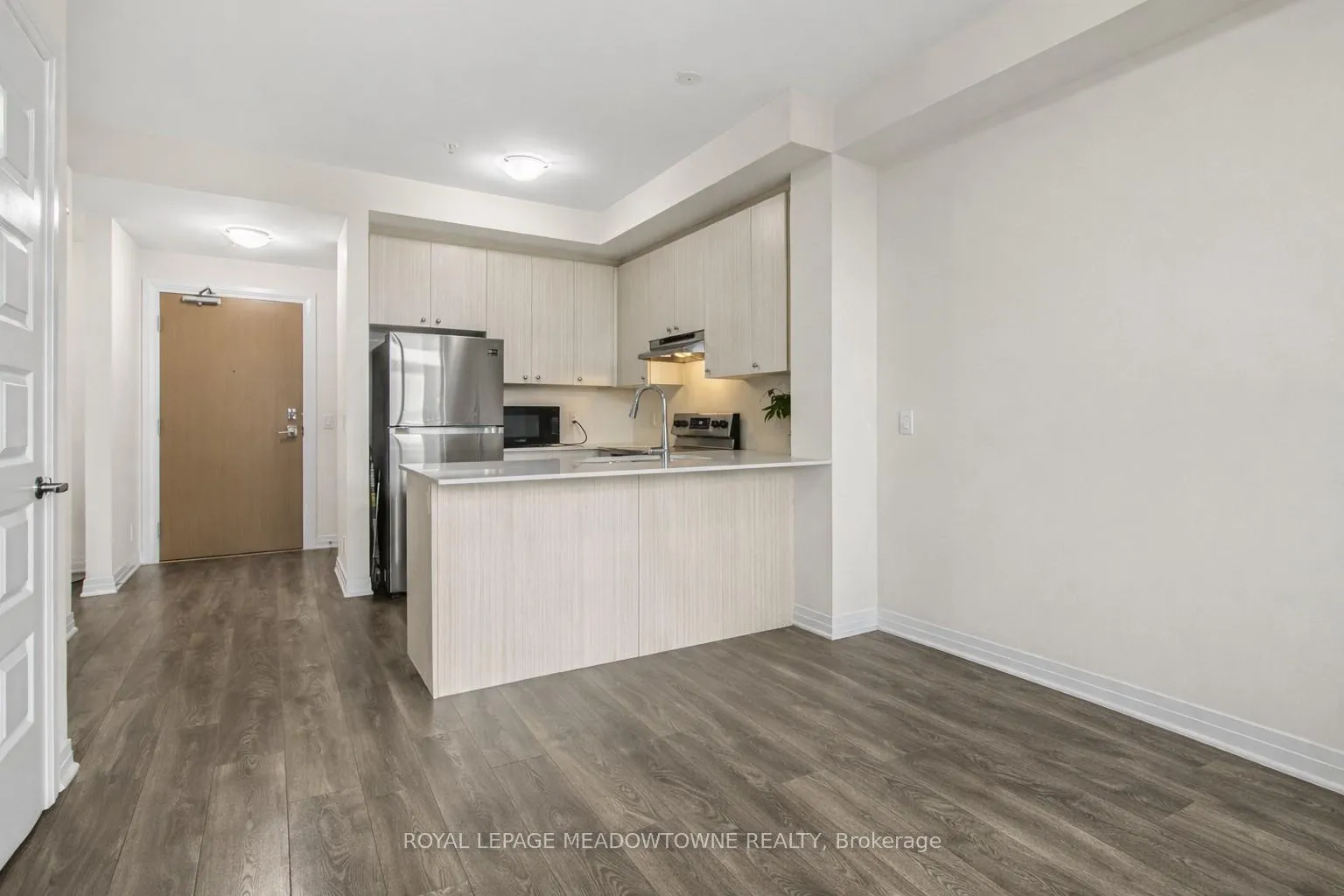 Photo 12 of Unit 325, 1105 Leger Way, Milton, Ford — HOMEH