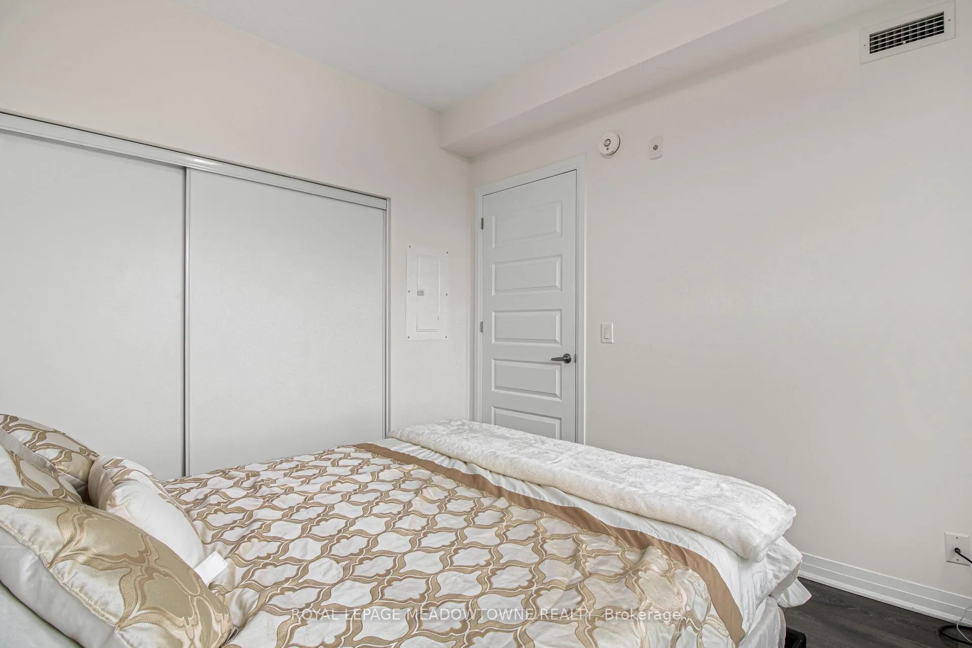 Photo 18 of Unit 325, 1105 Leger Way, Milton, Ford — HOMEH