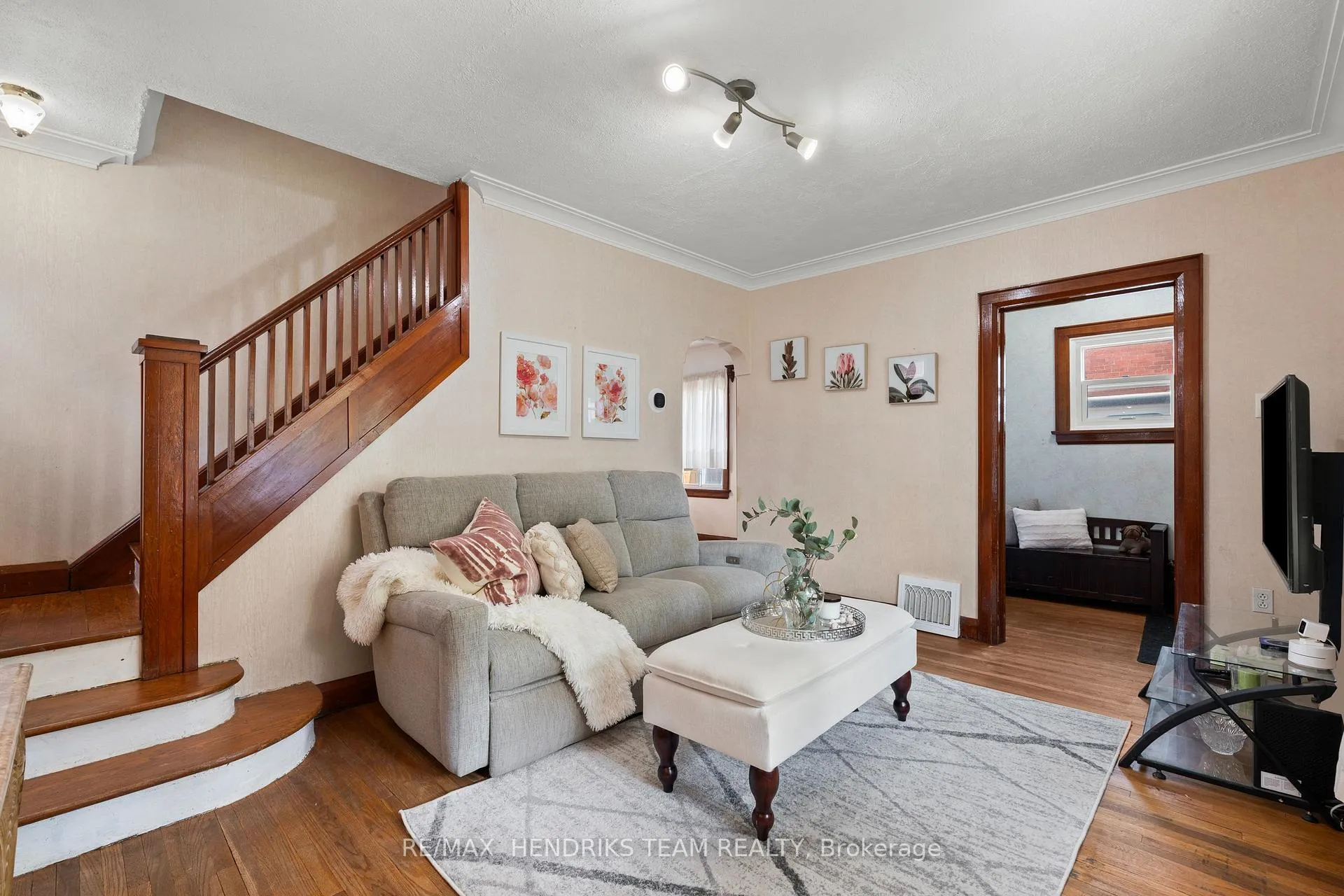 Photo 5 of 70 Carleton Street N, Thorold, Thorold Downtown — HOMEH