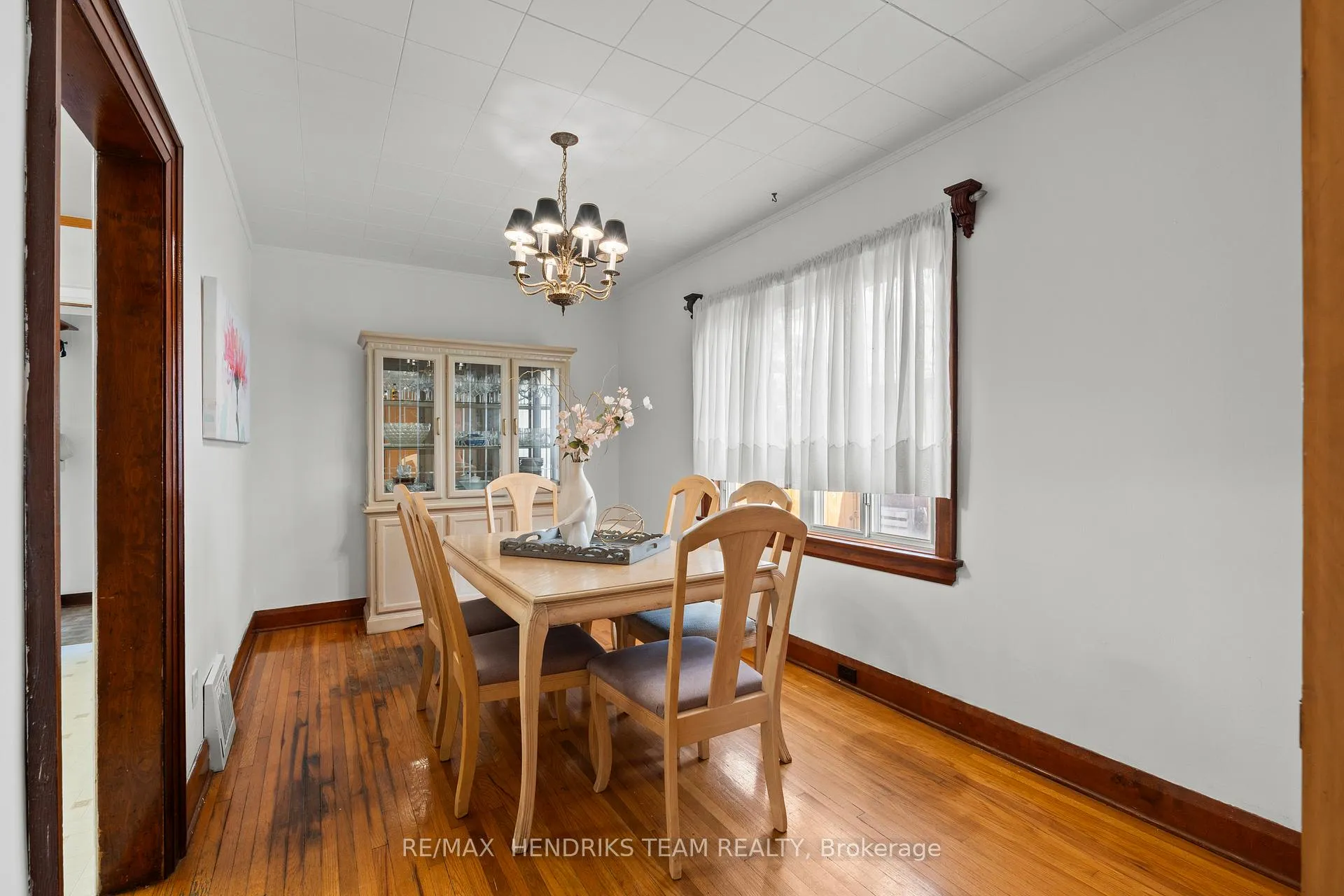 Photo 8 of 70 Carleton Street N, Thorold, Thorold Downtown — HOMEH