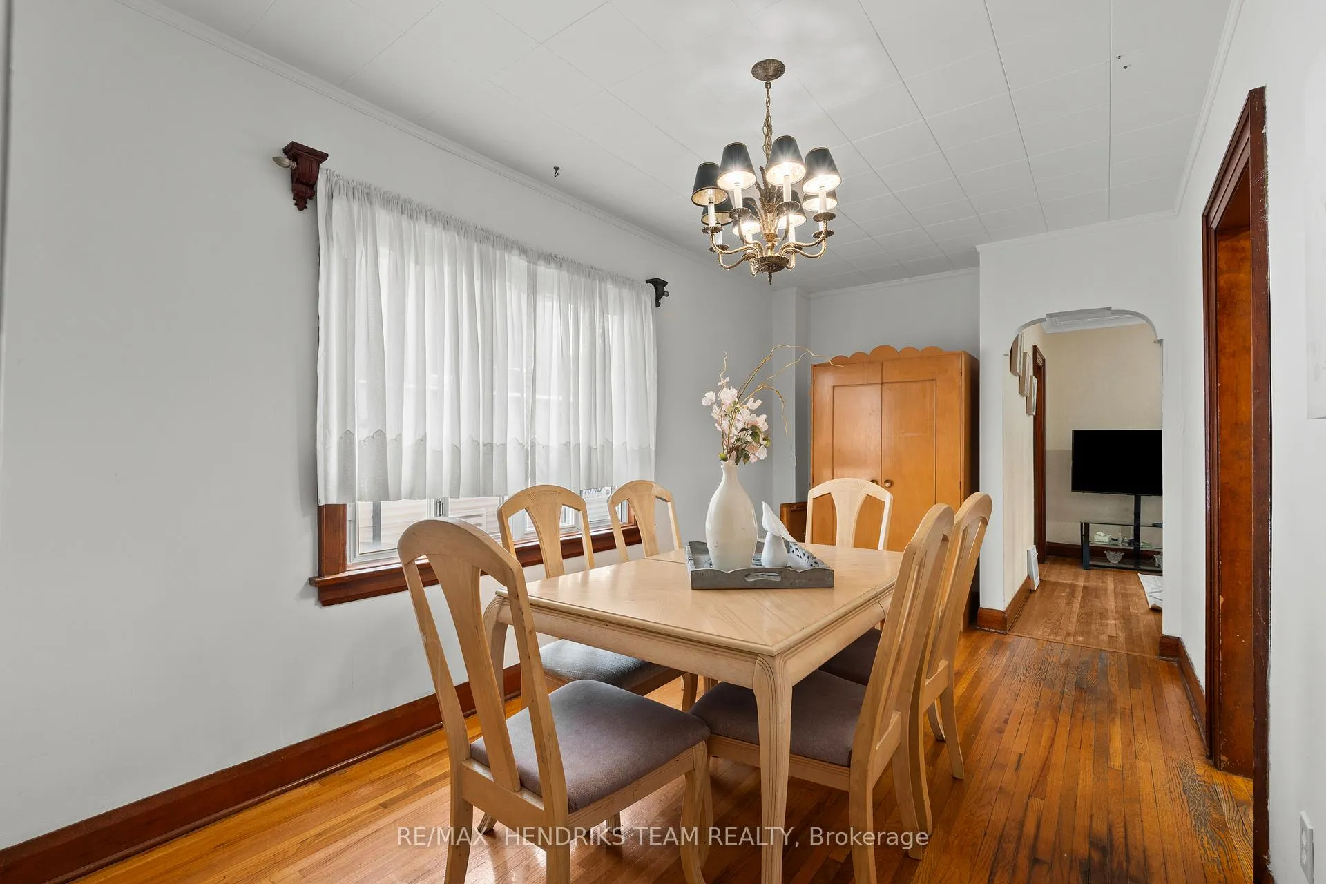 Photo 10 of 70 Carleton Street N, Thorold, Thorold Downtown — HOMEH