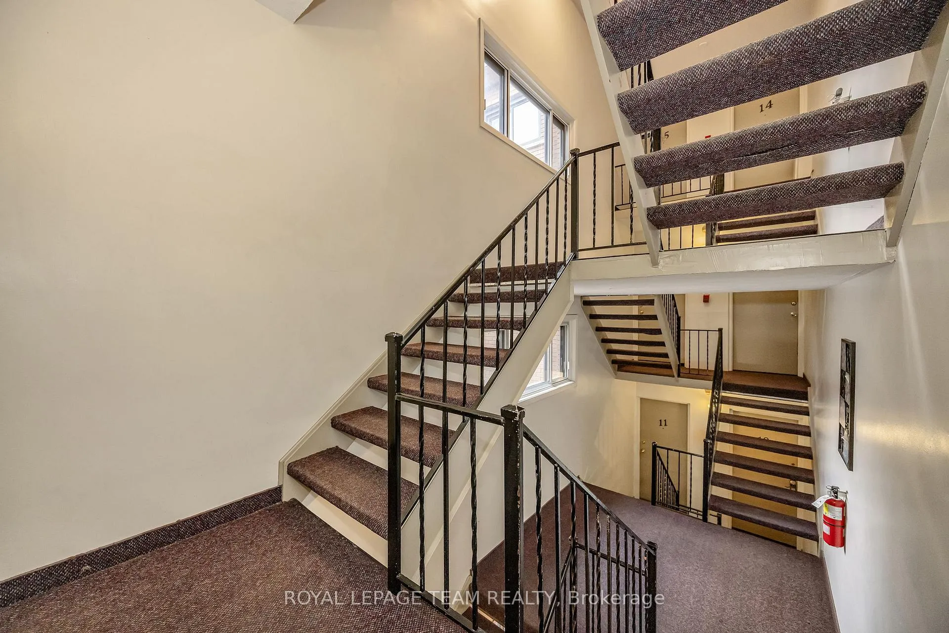 Photo 6 of Unit 6, 270 Beechwood Avenue, Ottawa, Vanier — HOMEH
