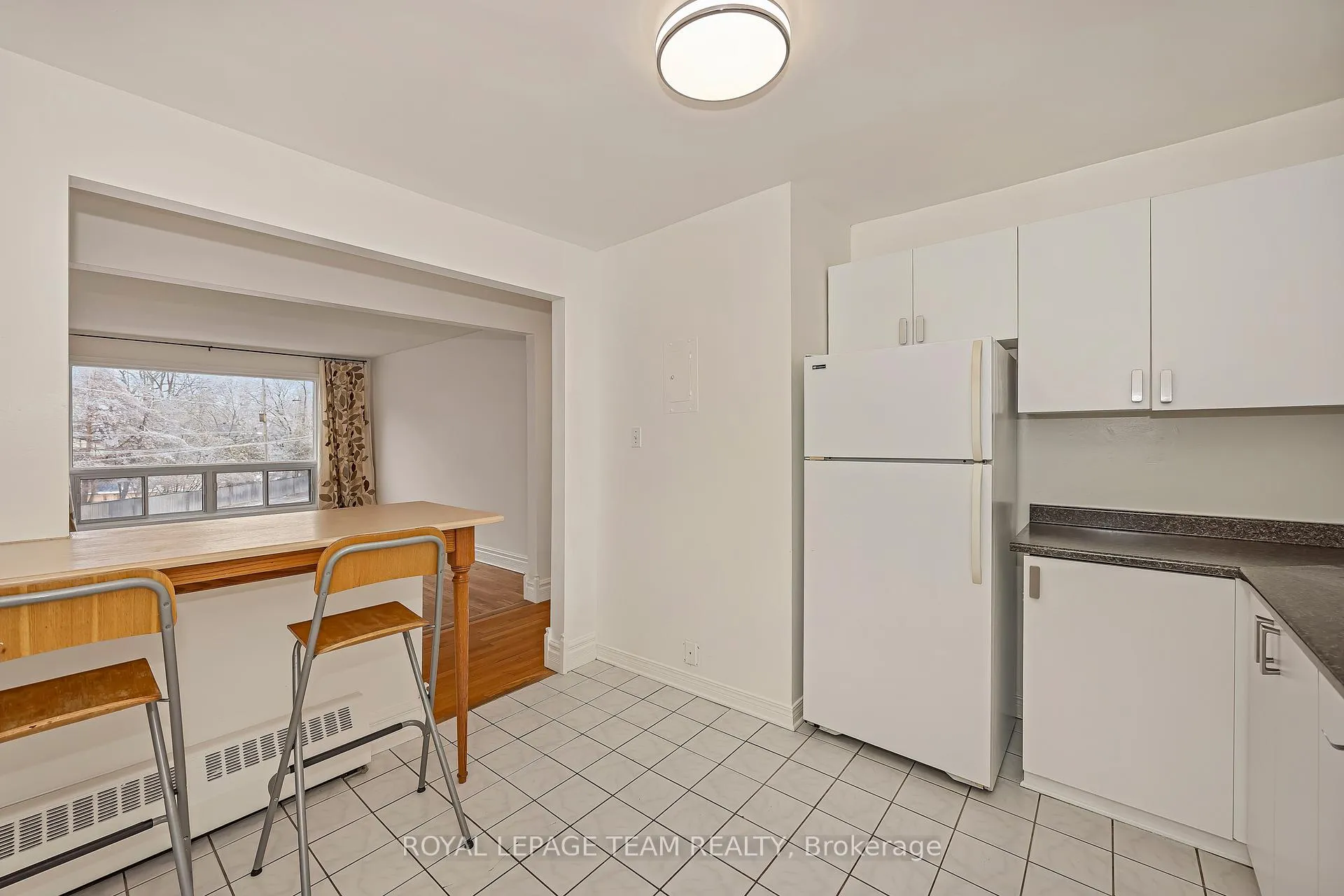 Photo 13 of Unit 6, 270 Beechwood Avenue, Ottawa, Vanier — HOMEH