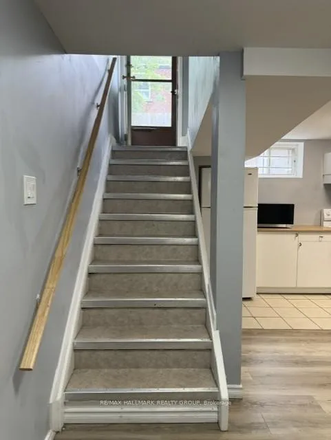Photo 7 of Unit 2, 98 Donald Street, Ottawa, Overbrook — HOMEH