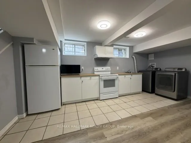 Photo 12 of Unit 2, 98 Donald Street, Ottawa, Overbrook — HOMEH