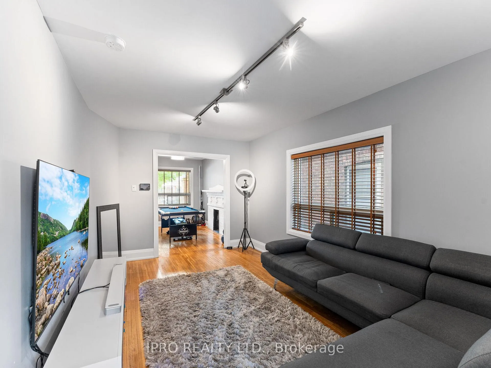 Photo 7 of 1178 Gerrard Street E, Toronto, South Riverdale — HOMEH
