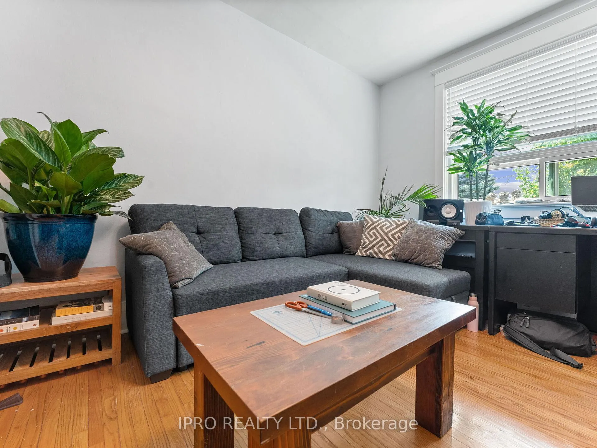 Photo 23 of 1178 Gerrard Street E, Toronto, South Riverdale — HOMEH