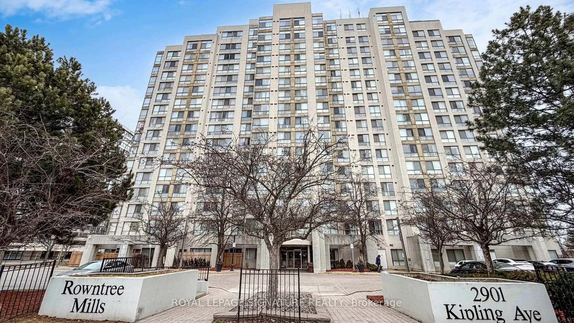 Photo 15 of Unit 307, 2901 Kipling Avenue, Etobicoke, Mount Olive-Silverstone-Jamestown — HOMEH
