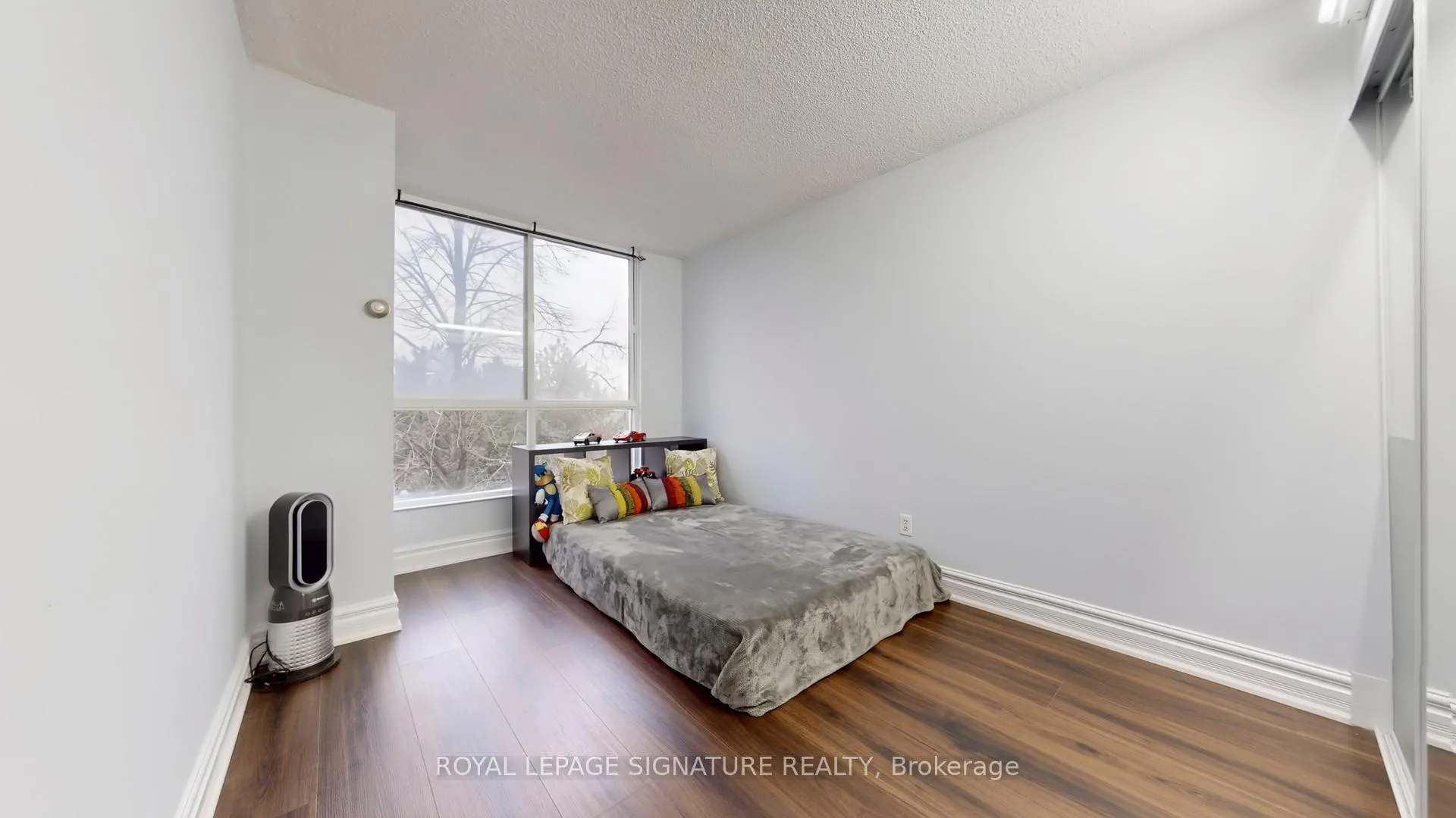 Photo 38 of Unit 307, 2901 Kipling Avenue, Etobicoke, Mount Olive-Silverstone-Jamestown — HOMEH