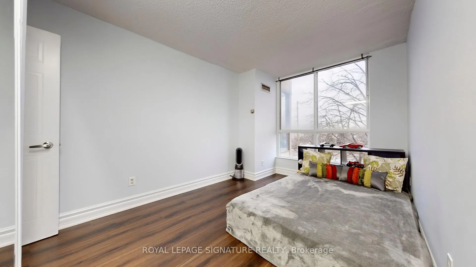 Photo 40 of Unit 307, 2901 Kipling Avenue, Etobicoke, Mount Olive-Silverstone-Jamestown — HOMEH