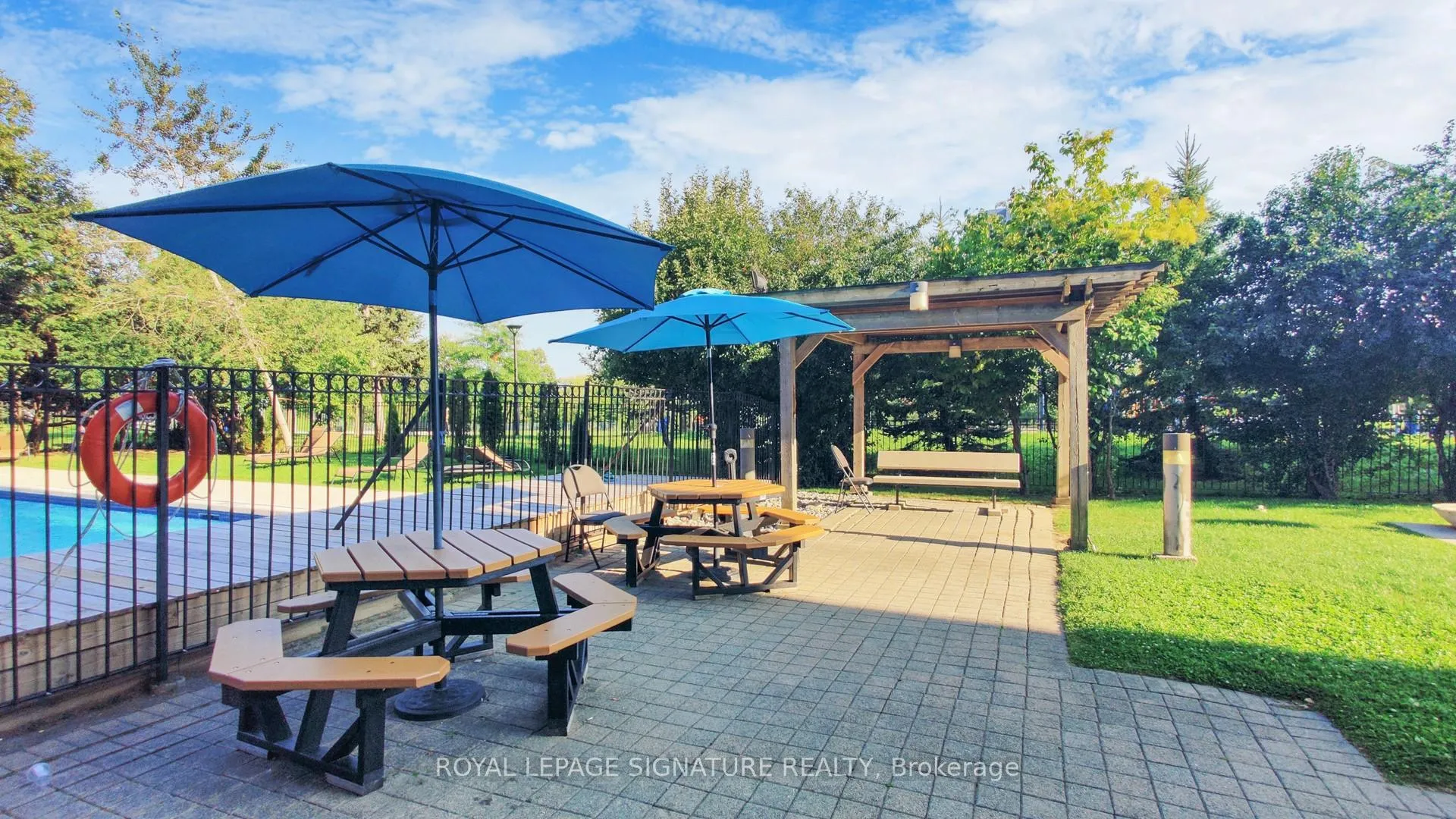 Photo 23 of Unit 307, 2901 Kipling Avenue, Etobicoke, Mount Olive-Silverstone-Jamestown — HOMEH