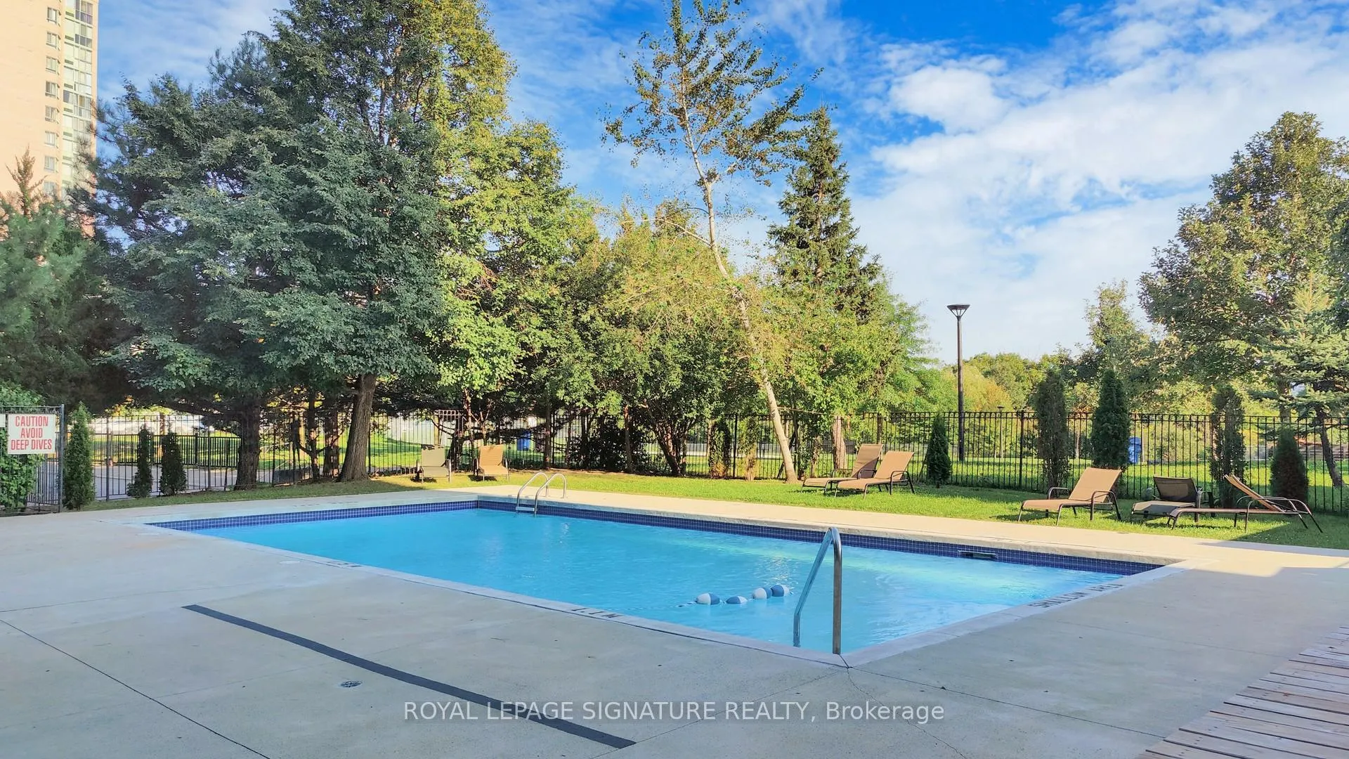 Photo 24 of Unit 307, 2901 Kipling Avenue, Etobicoke, Mount Olive-Silverstone-Jamestown — HOMEH