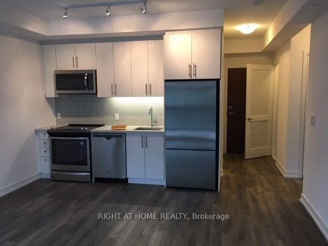 Photo 3 of Unit B214, 271 Sea Ray Avenue, Innisfil, Rural Innisfil — HOMEH