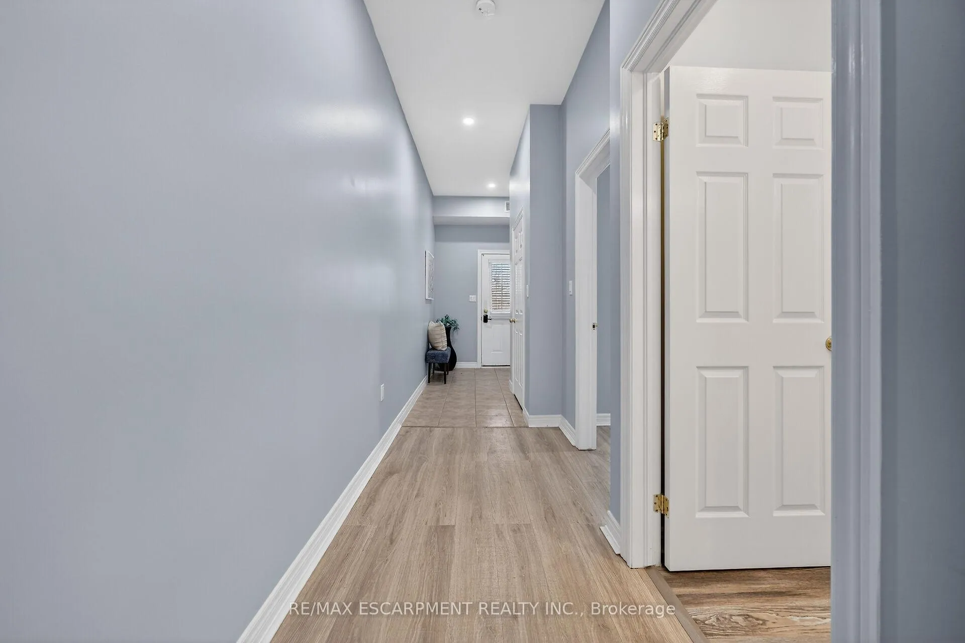Photo 8 of Unit 4, 60 Natalia Avenue, Hamilton, Twenty Place — HOMEH