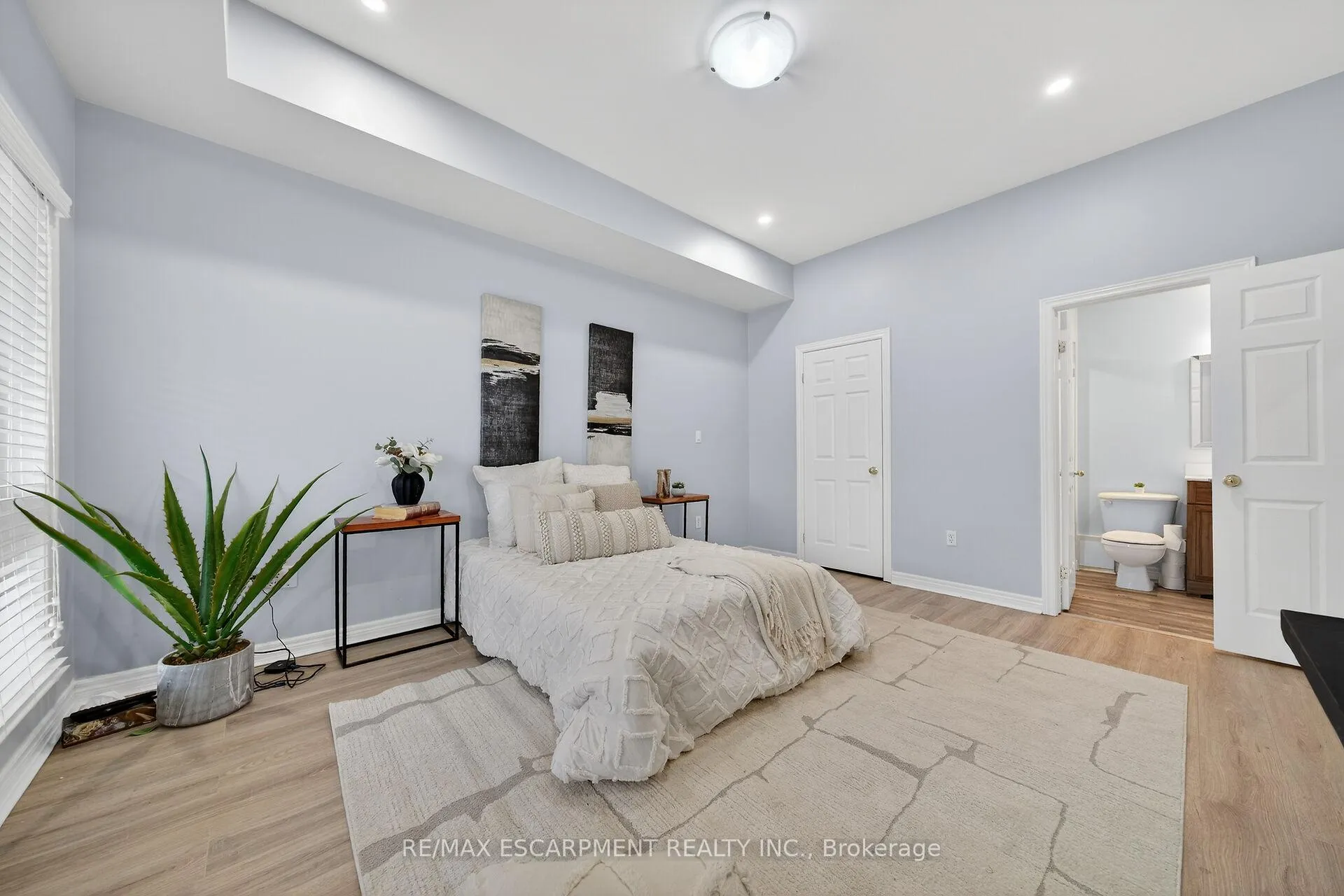 Photo 13 of Unit 4, 60 Natalia Avenue, Hamilton, Twenty Place — HOMEH
