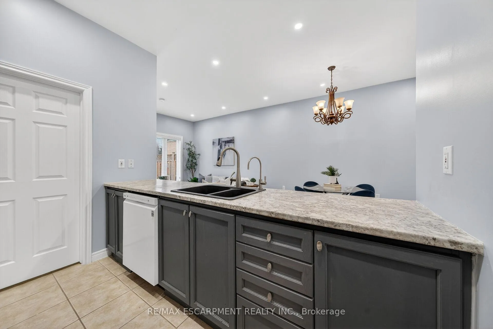 Photo 21 of Unit 4, 60 Natalia Avenue, Hamilton, Twenty Place — HOMEH