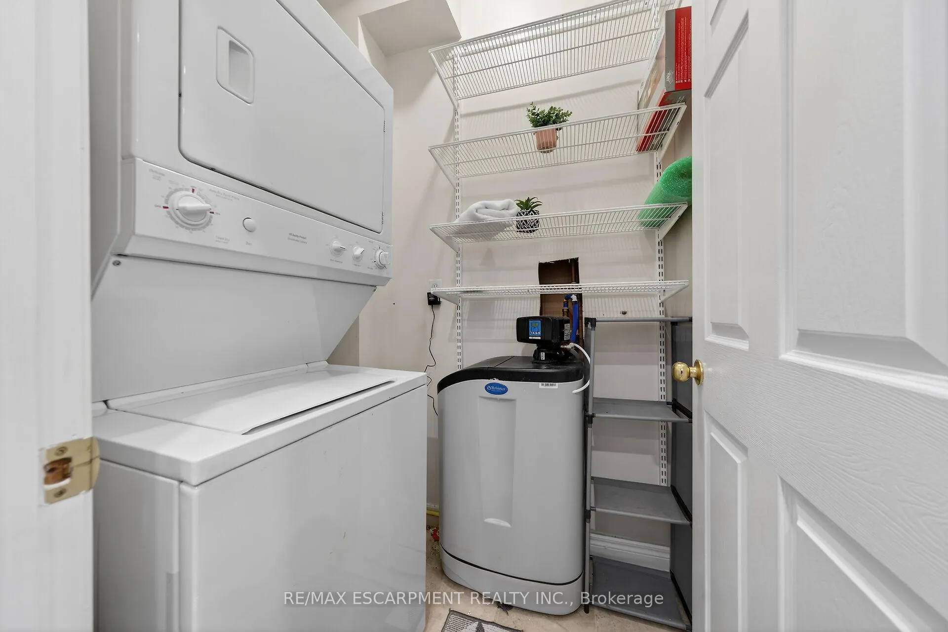 Photo 23 of Unit 4, 60 Natalia Avenue, Hamilton, Twenty Place — HOMEH