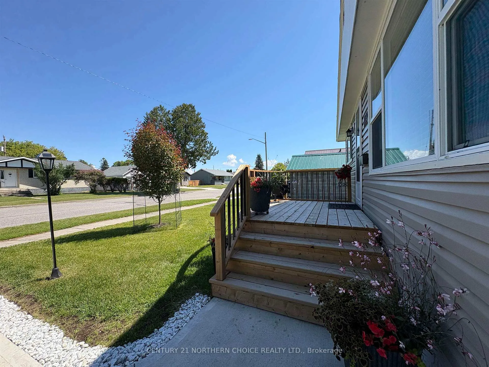 Photo 3 of 1119 Third Street E, Fort Frances — HOMEH