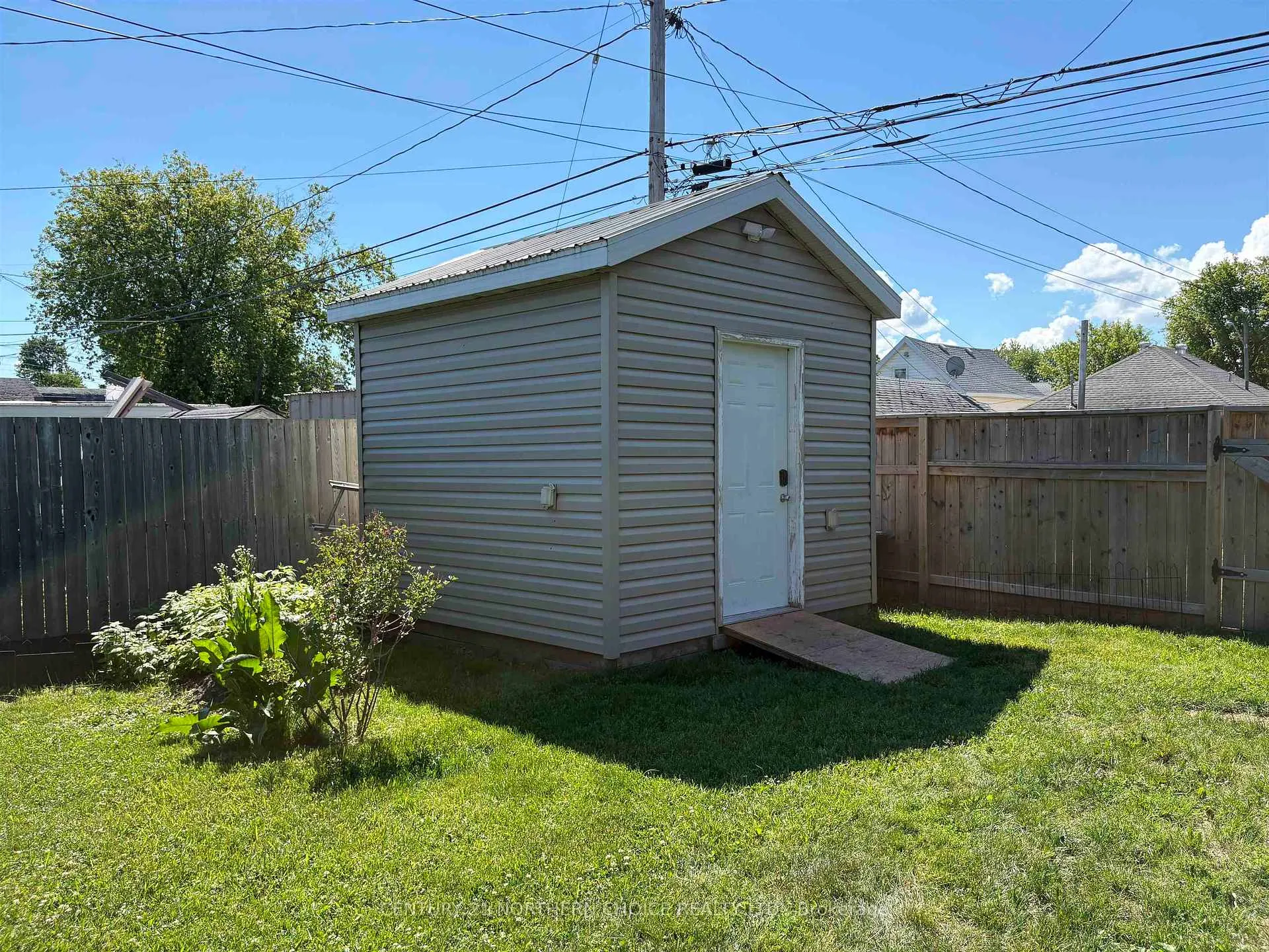 Photo 43 of 1119 Third Street E, Fort Frances — HOMEH
