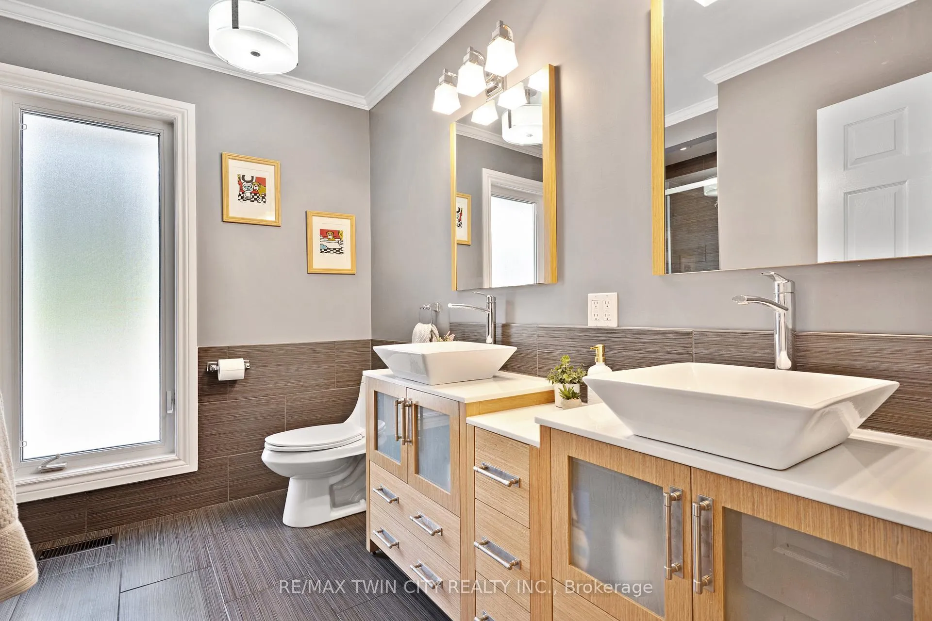 Photo 21 of 1279 Maple Manor Road, North Dumfries — HOMEH