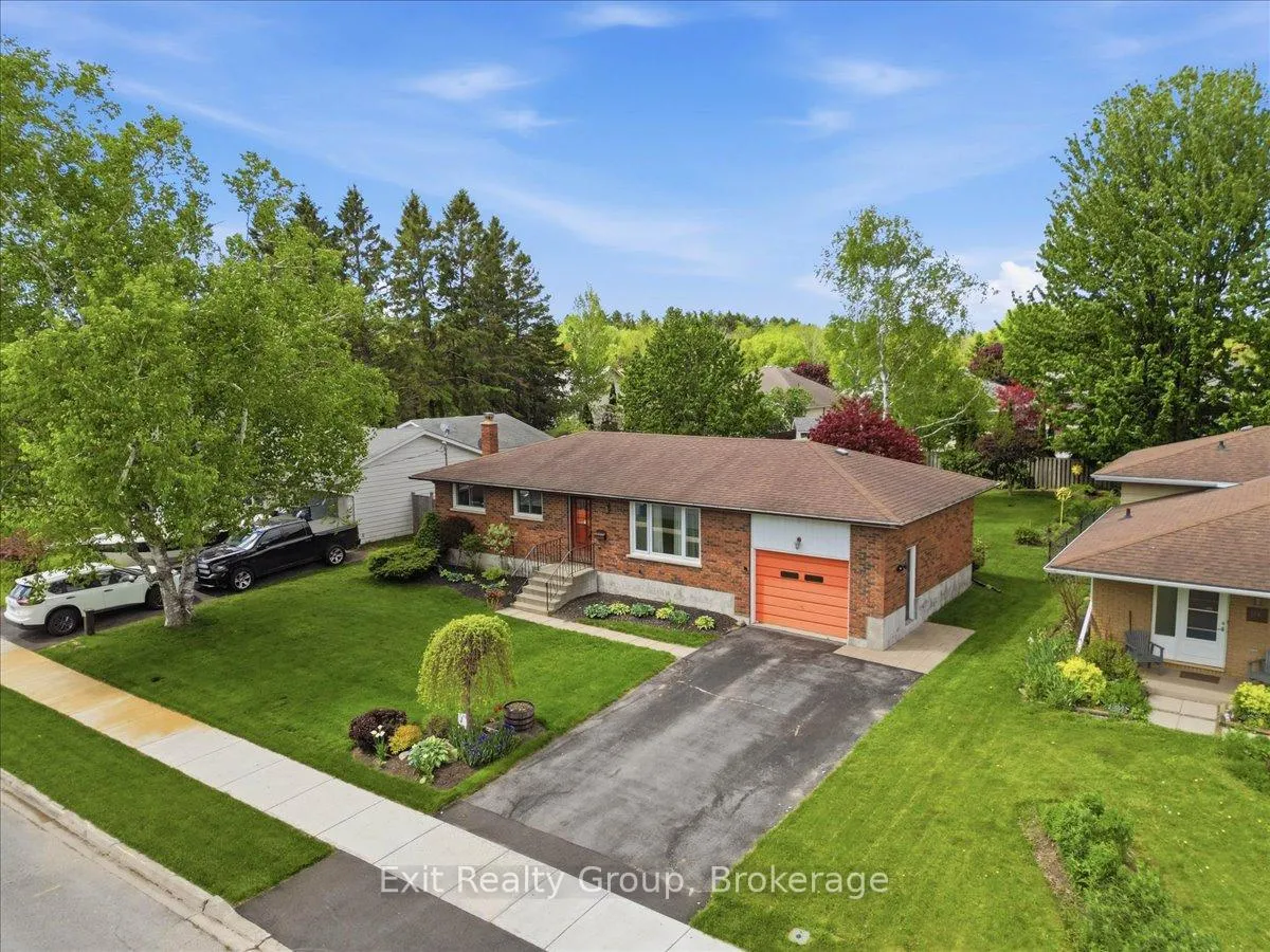 Photo 2 of 98 Division Street S, Brighton — HOMEH