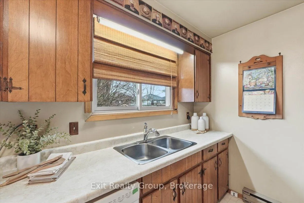 Photo 6 of 98 Division Street S, Brighton — HOMEH