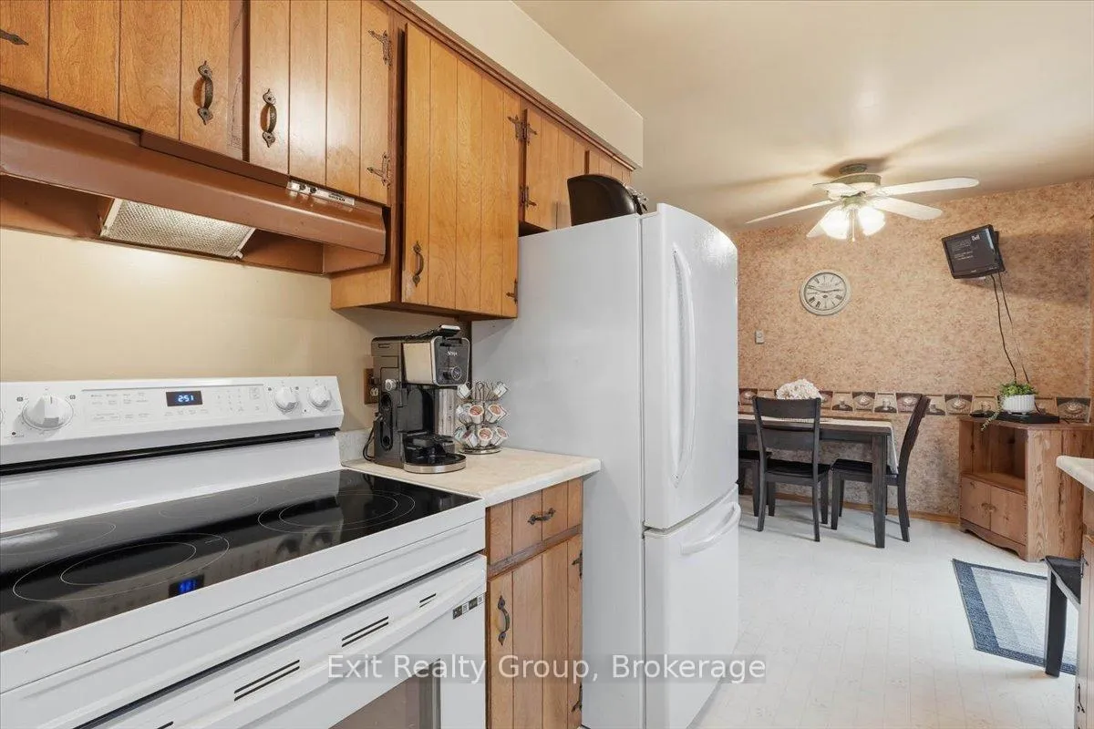 Photo 10 of 98 Division Street S, Brighton — HOMEH