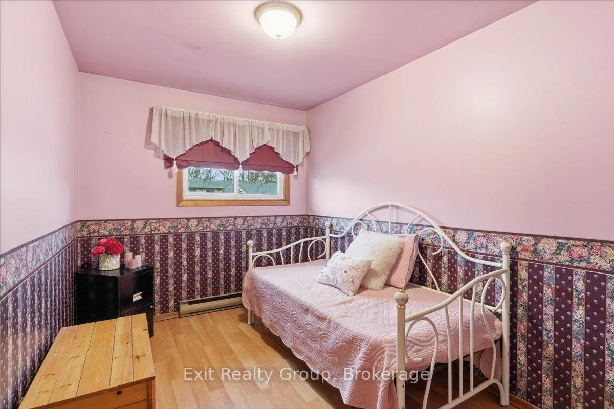 Photo 20 of 98 Division Street S, Brighton — HOMEH
