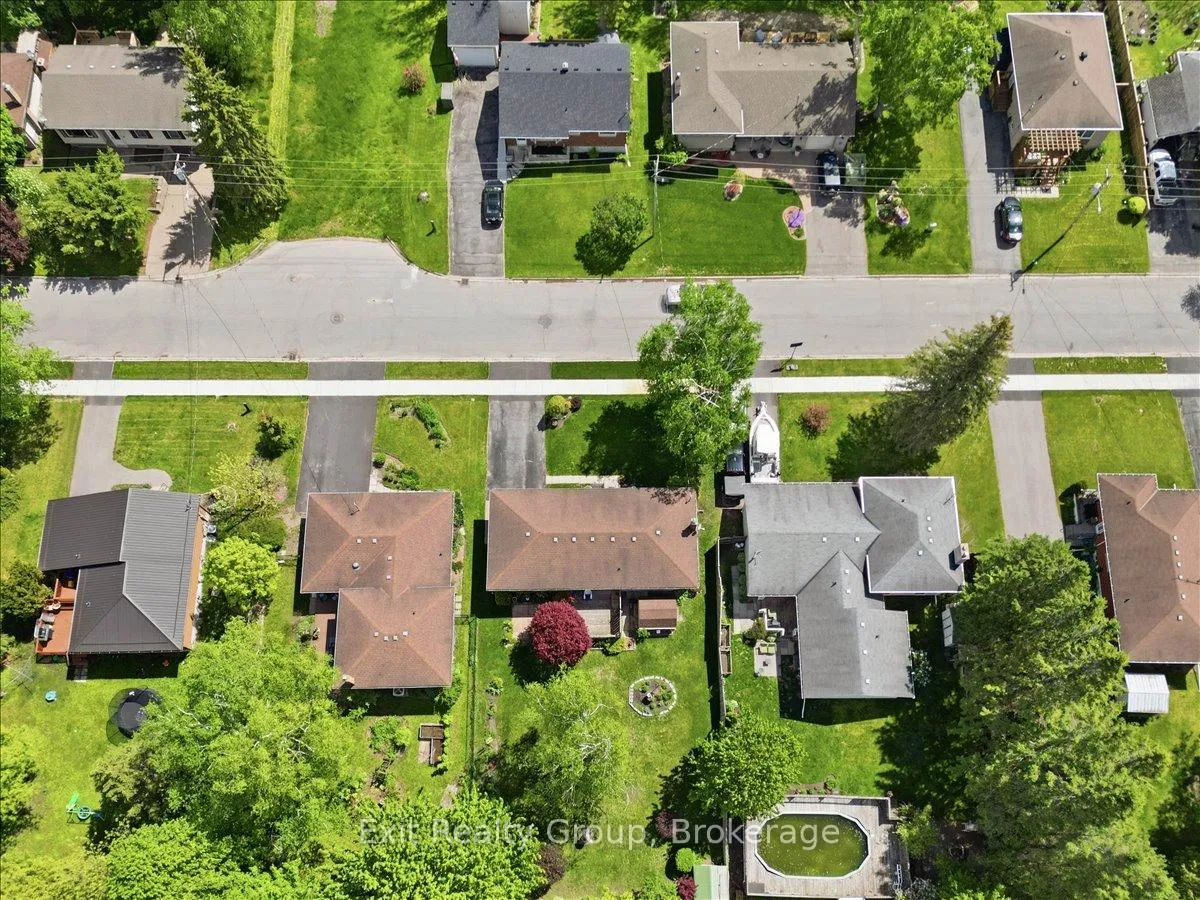 Photo 38 of 98 Division Street S, Brighton — HOMEH