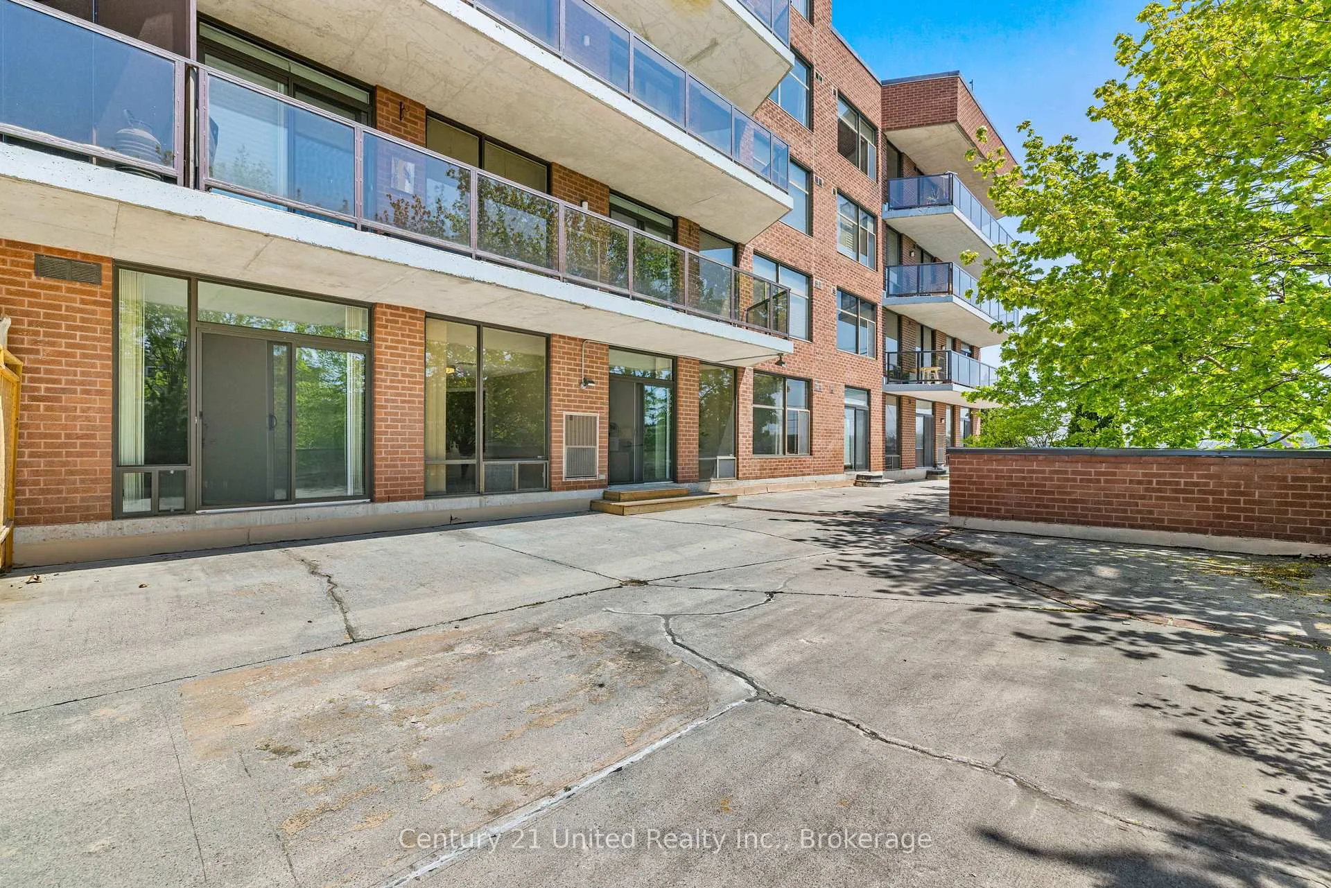 Photo 4 of Unit 104, 2 George Street N, Peterborough, Town Ward 3 — HOMEH