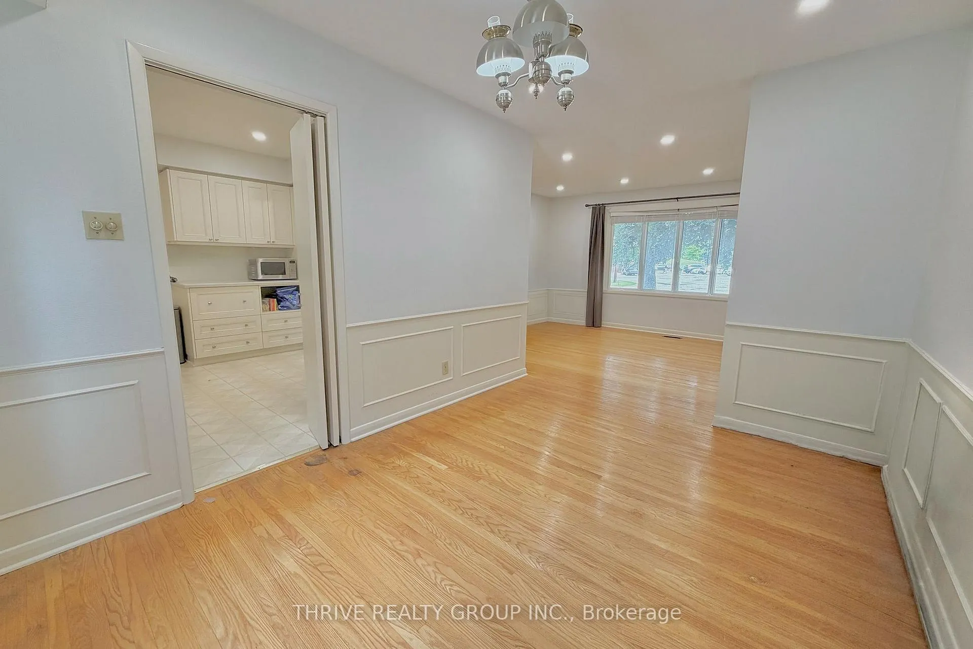Photo 7 of Unit Upper, 1449 Glenora Drive, London, North H — HOMEH