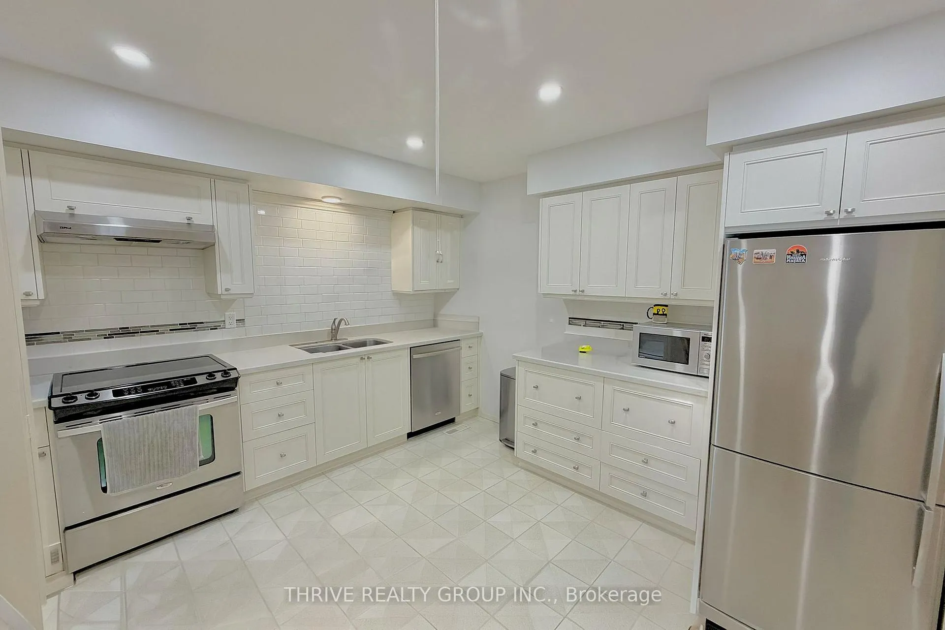 Photo 9 of Unit Upper, 1449 Glenora Drive, London, North H — HOMEH