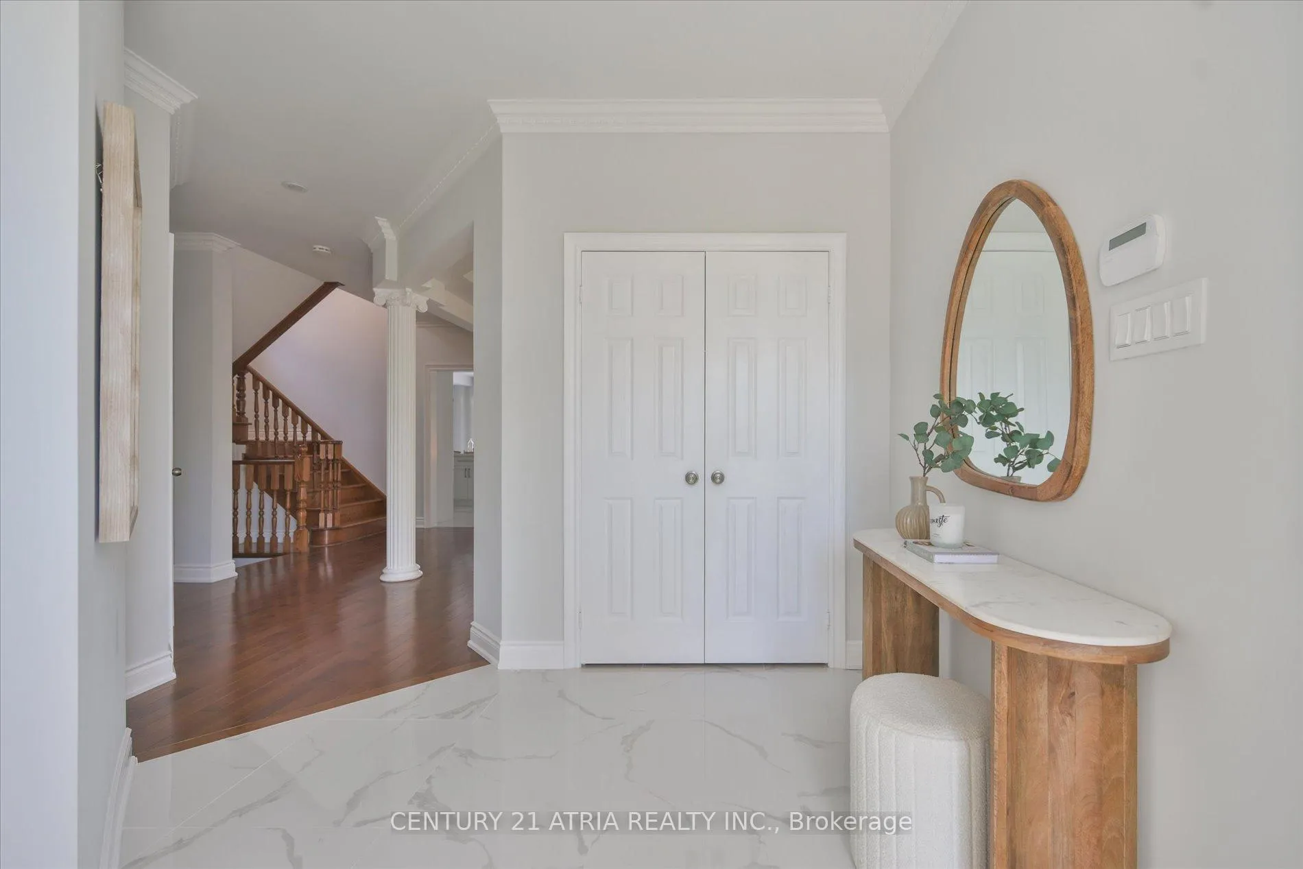 Photo 5 of 119 Martini Drive, Richmond Hill, Rouge Woods — HOMEH