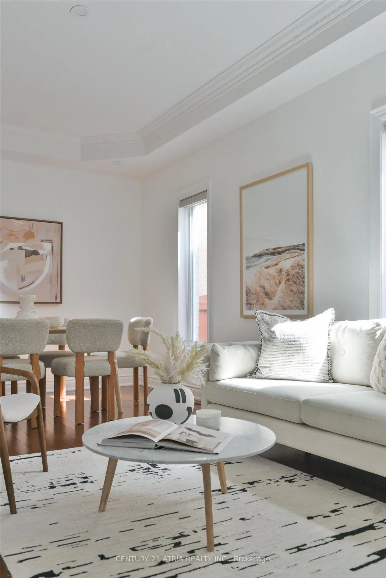 Photo 8 of 119 Martini Drive, Richmond Hill, Rouge Woods — HOMEH