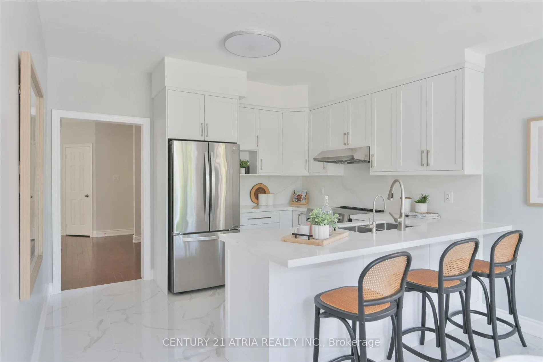 Photo 17 of 119 Martini Drive, Richmond Hill, Rouge Woods — HOMEH