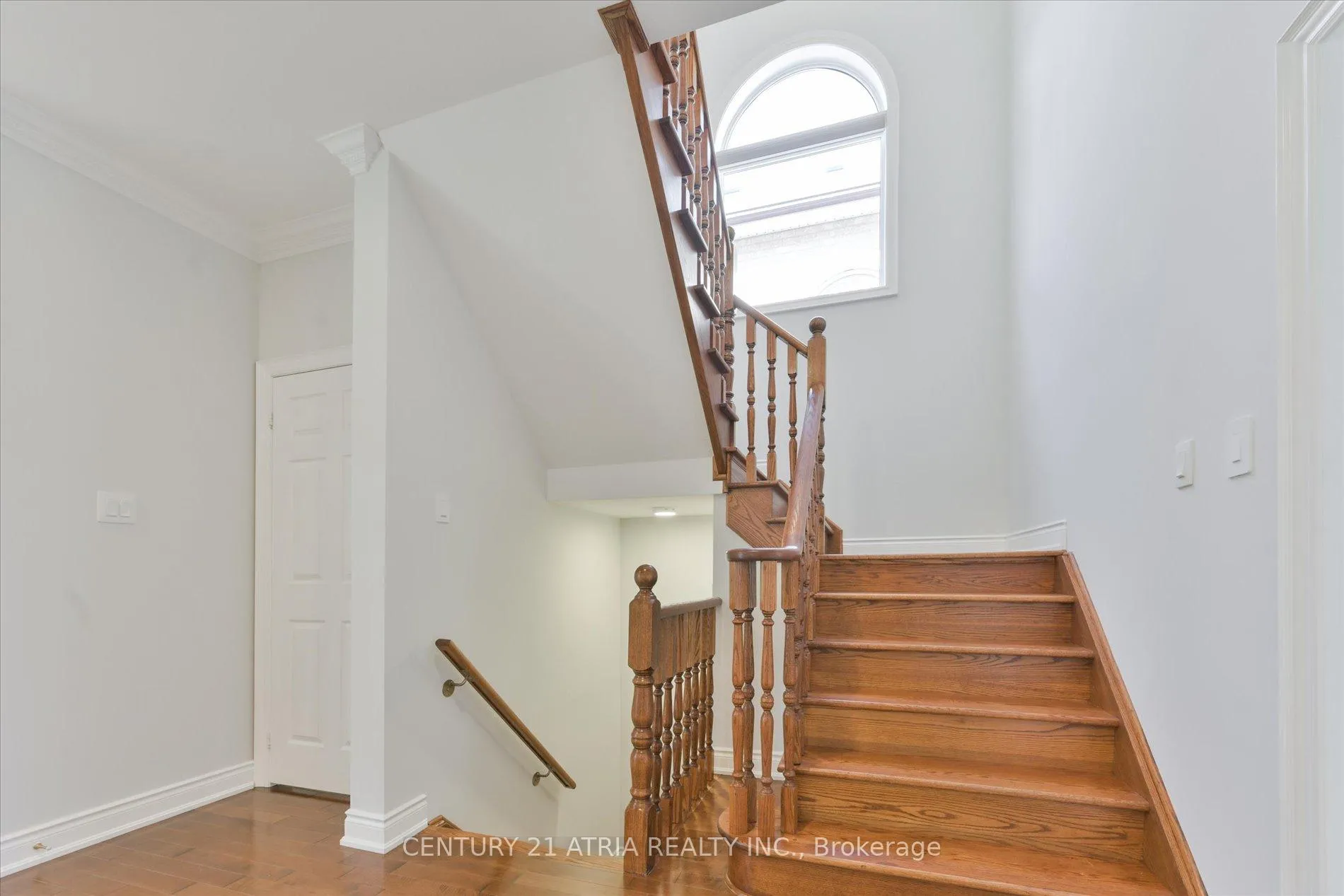 Photo 29 of 119 Martini Drive, Richmond Hill, Rouge Woods — HOMEH