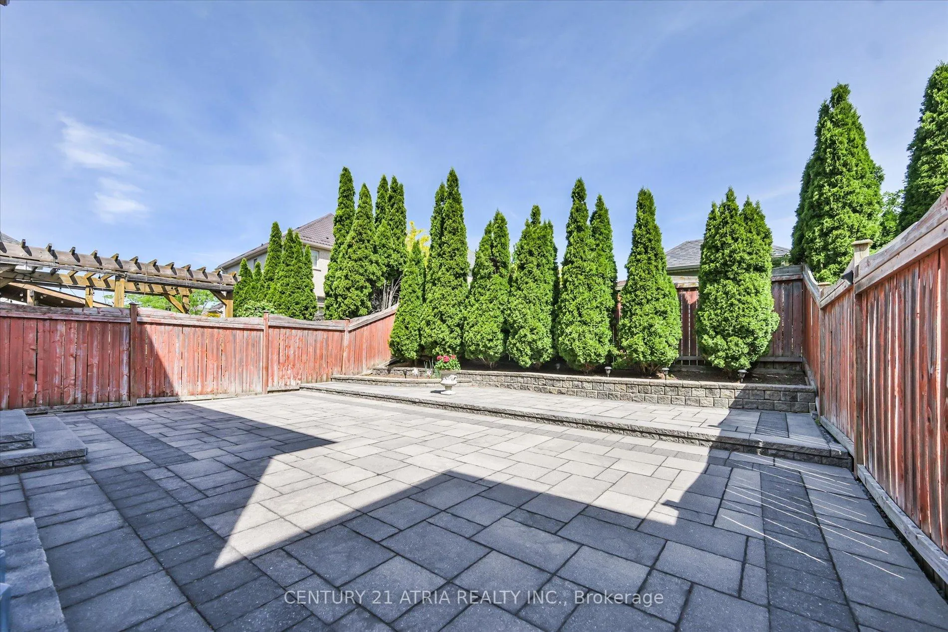 Photo 44 of 119 Martini Drive, Richmond Hill, Rouge Woods — HOMEH