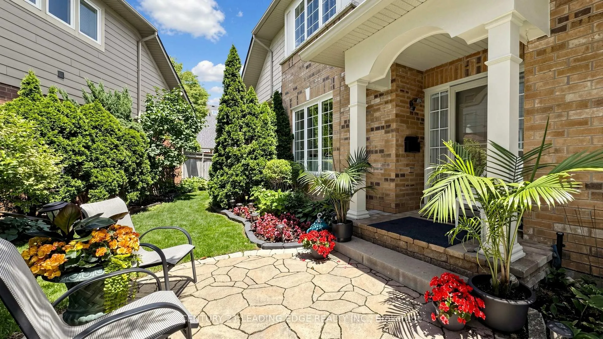 Photo 3 of 107 Lakeside Vista Way, Markham, Greensborough — HOMEH