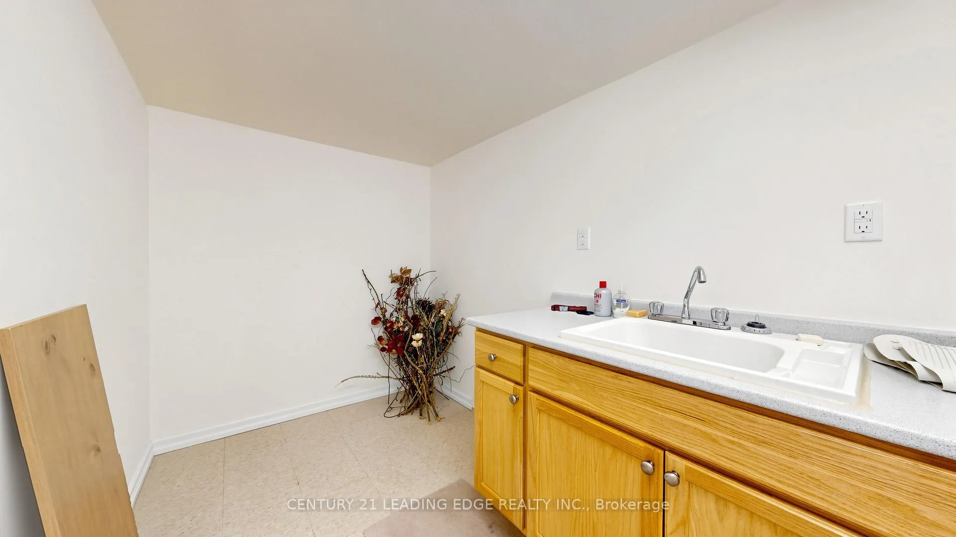Photo 37 of 107 Lakeside Vista Way, Markham, Greensborough — HOMEH
