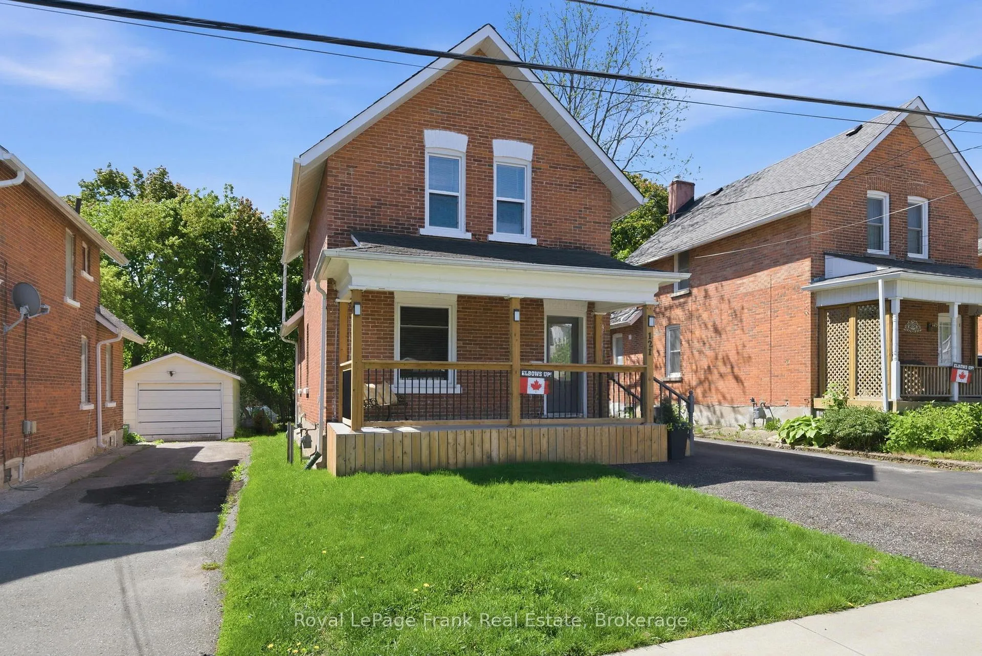 Photo 4 of 121 Durham Street W, Kawartha Lakes, Lindsay — HOMEH
