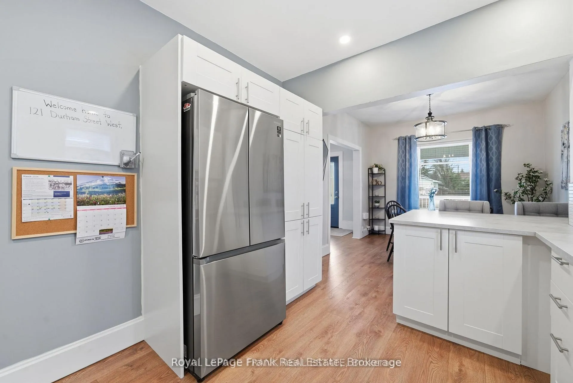 Photo 14 of 121 Durham Street W, Kawartha Lakes, Lindsay — HOMEH