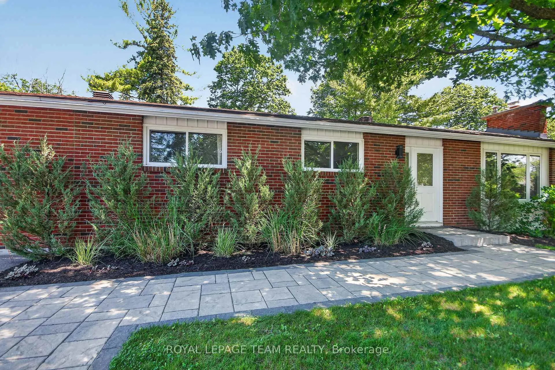 Photo 4 of 5 Caribou Avenue, Ottawa, Stittsville (South) — HOMEH