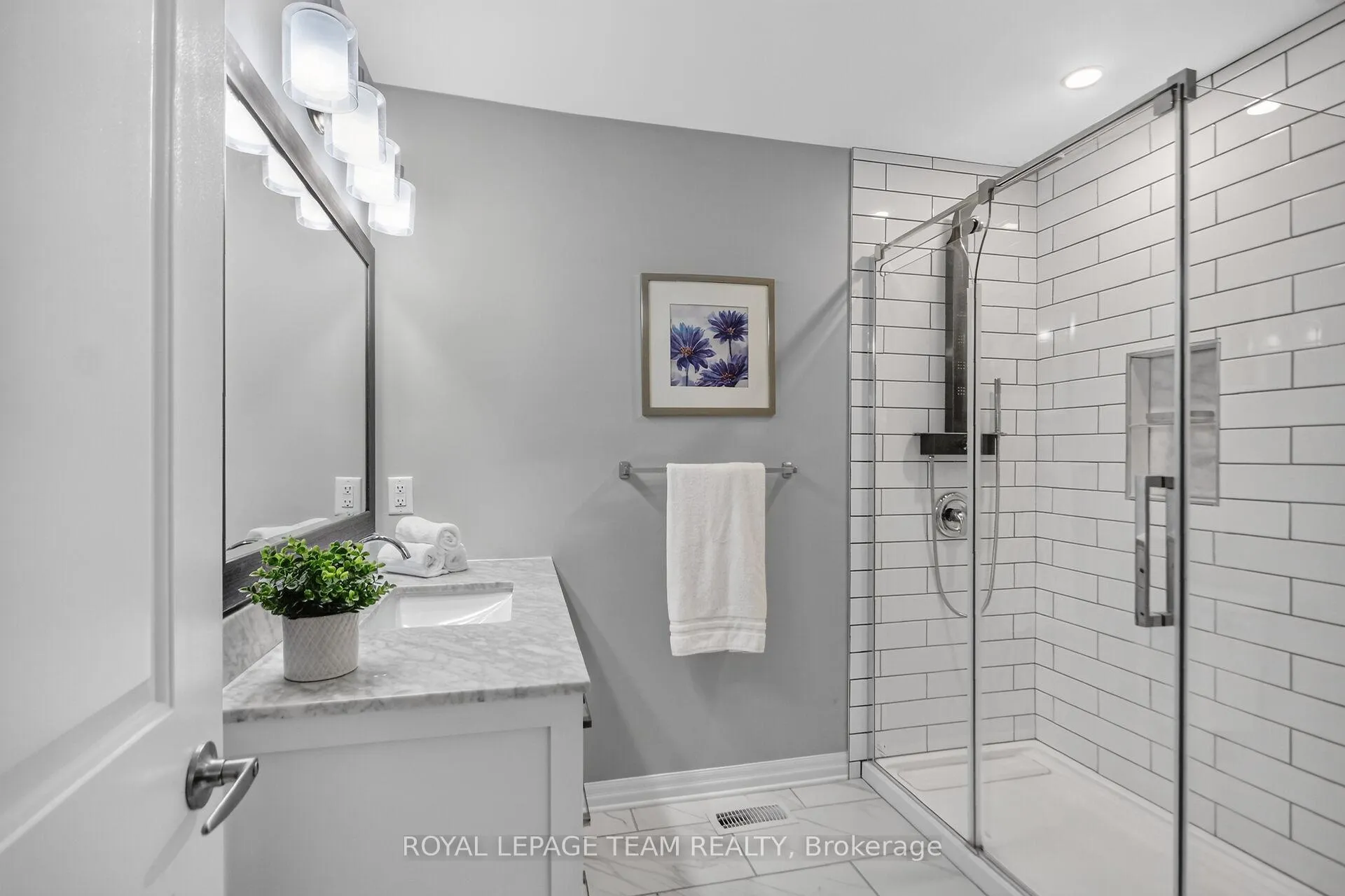 Photo 27 of 5 Caribou Avenue, Ottawa, Stittsville (South) — HOMEH