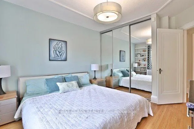 Photo 14 of 262 Castlefield Avenue, Toronto, Yonge-Eglinton — HOMEH